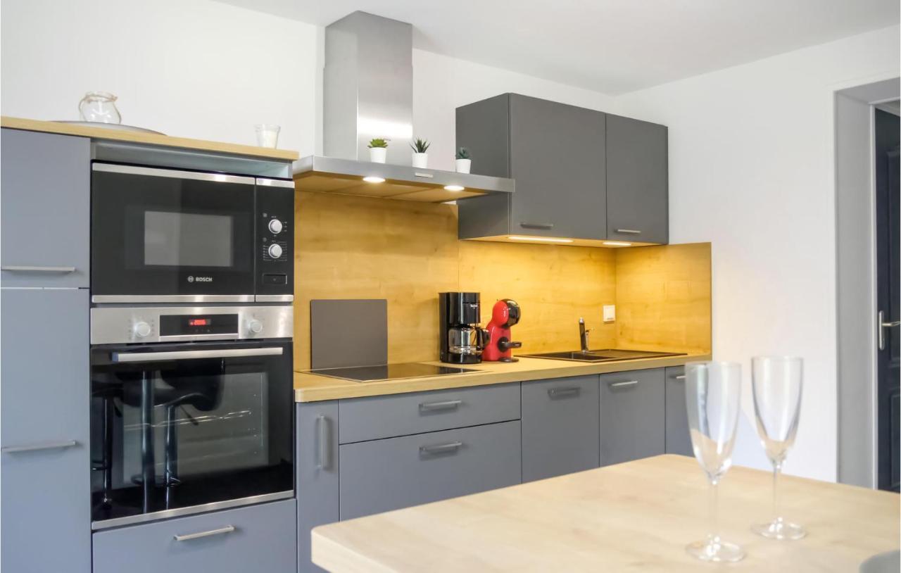 Gorgeous Apartment In Pirou With Kitchen 외부 사진