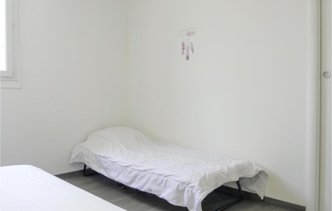 Gorgeous Apartment In Pirou With Kitchen 외부 사진